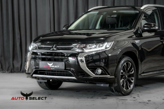 mitsubishi-outlander-elektrisitetbensin-2017-big-5
