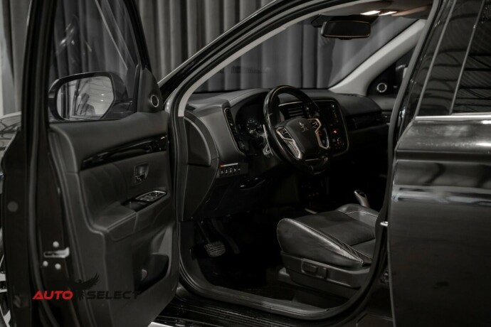 mitsubishi-outlander-elektrisitetbensin-2017-big-20