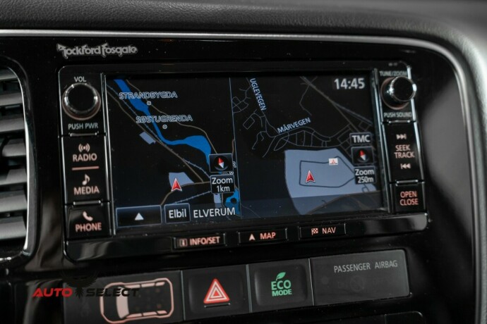 mitsubishi-outlander-elektrisitetbensin-2017-big-41