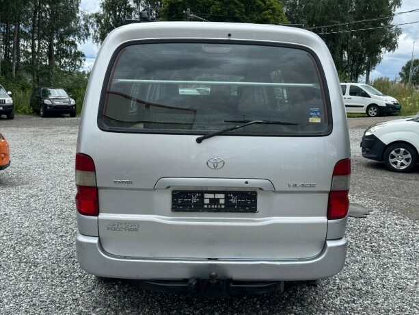 toyota-hiace-diesel-2007-big-3