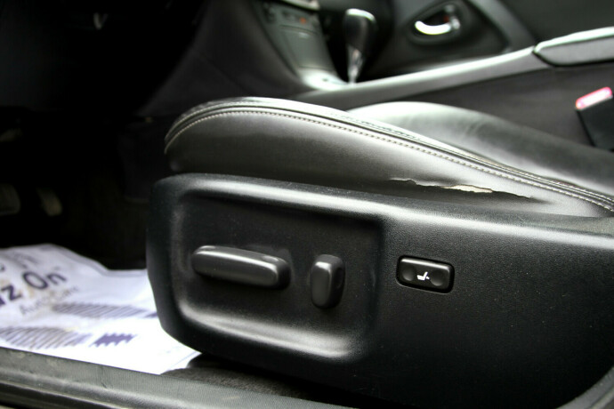 toyota-avensis-bensin-2009-big-19