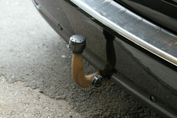 toyota-avensis-bensin-2009-big-21