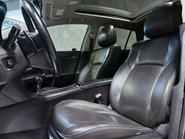 toyota-avensis-bensin-2009-big-5