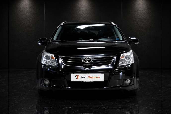toyota-avensis-bensin-2009-big-2