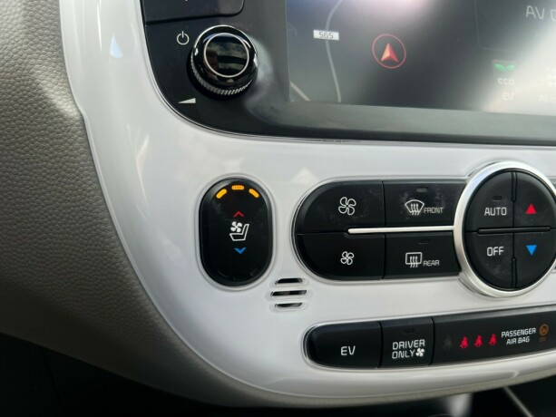 kia-soul-elektrisitet-2018-big-17