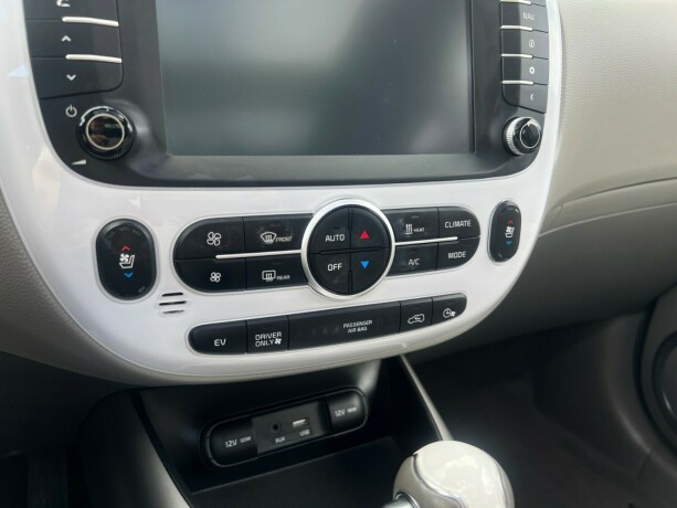 kia-soul-elektrisitet-2018-big-24