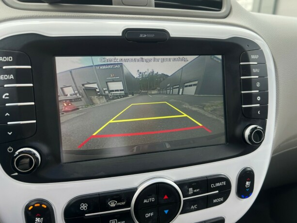 kia-soul-elektrisitet-2018-big-15