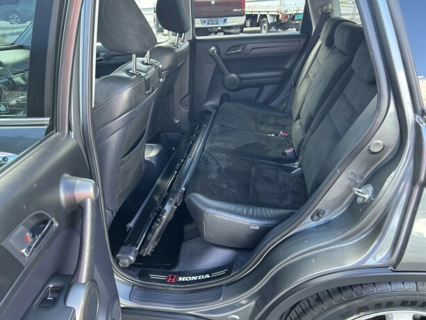honda-cr-v-bensin-2011-big-11