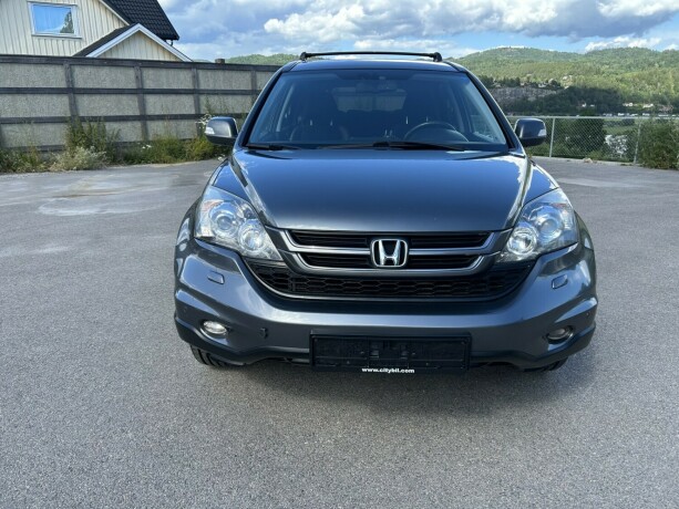 honda-cr-v-bensin-2011-big-1