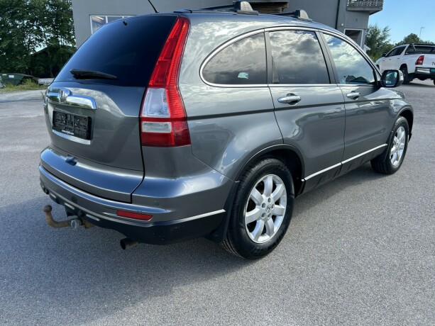 honda-cr-v-bensin-2011-big-6