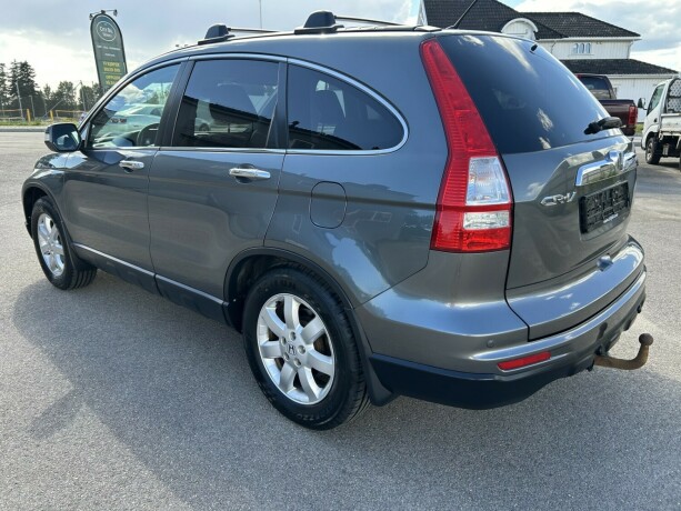 honda-cr-v-bensin-2011-big-4