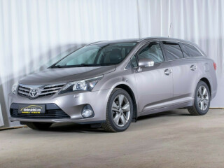 Toyota | Avensis | Bensin | 2014