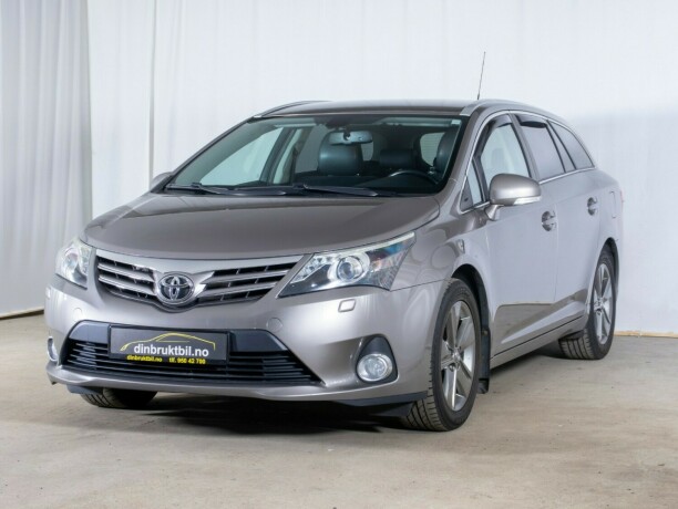 toyota-avensis-bensin-2014-big-2