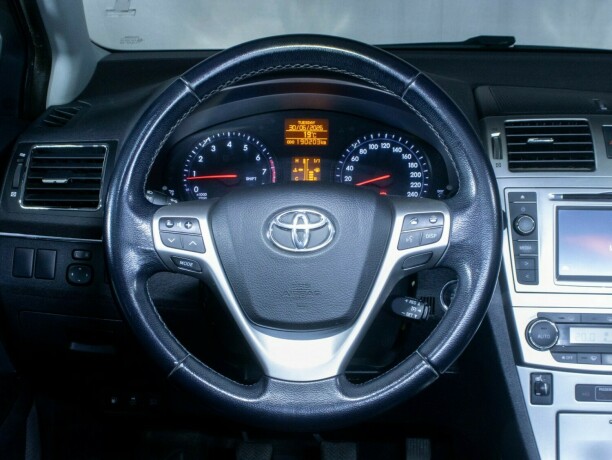 toyota-avensis-bensin-2014-big-29