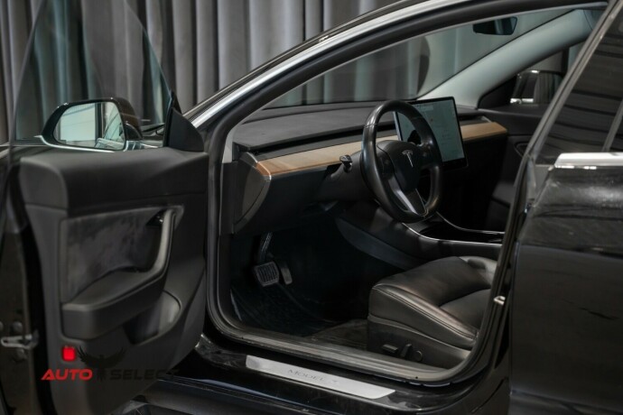 tesla-model-3-elektrisitet-2019-big-19