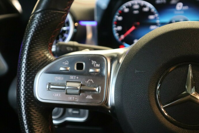 mercedes-benz-cla180-bensin-2020-big-14