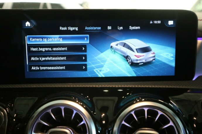 mercedes-benz-cla180-bensin-2020-big-28