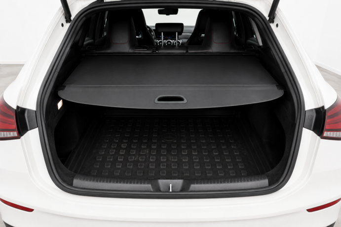 mercedes-benz-cla180-bensin-2020-big-32