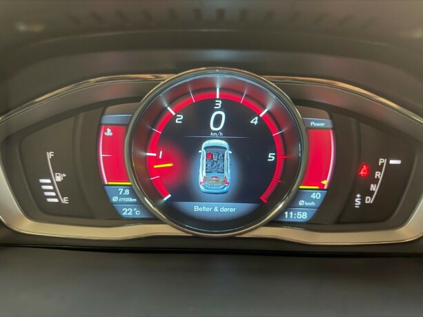 volvo-v60-diesel-2013-big-22
