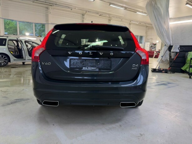 volvo-v60-diesel-2013-big-4