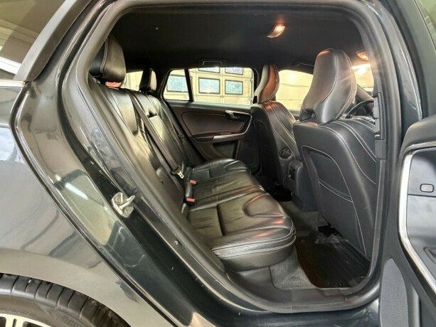 volvo-v60-diesel-2013-big-16