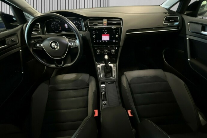 volkswagen-golf-bensin-2019-big-18