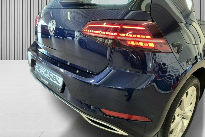 volkswagen-golf-bensin-2019-big-11