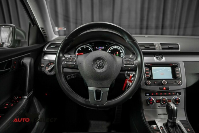 volkswagen-passat-alltrack-diesel-2014-big-25