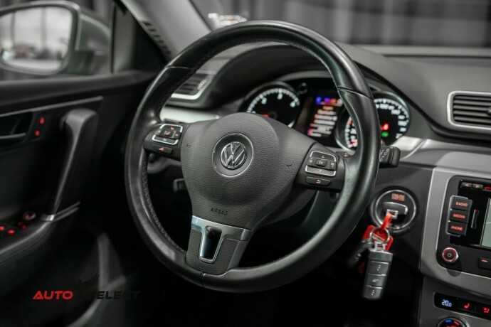 volkswagen-passat-alltrack-diesel-2014-big-24