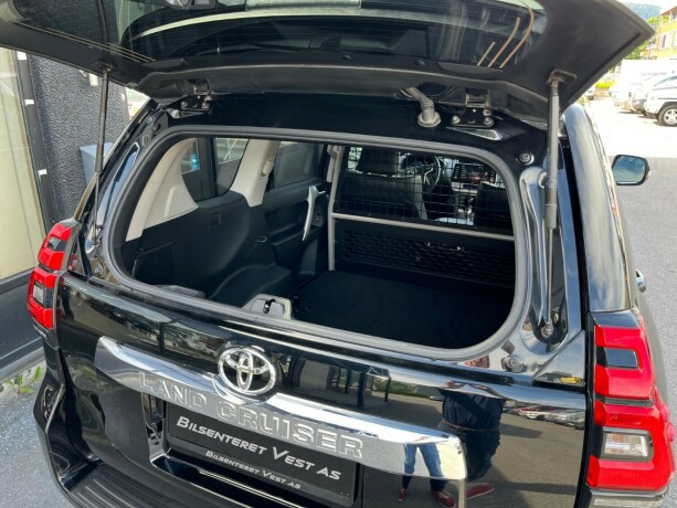 toyota-land-cruiser-diesel-2024-big-23