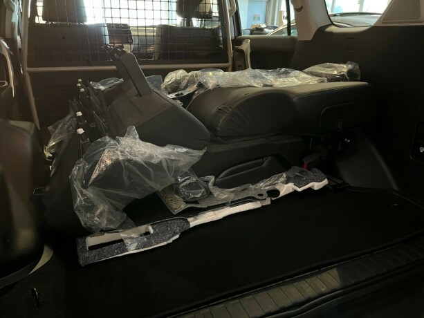 toyota-land-cruiser-diesel-2024-big-26
