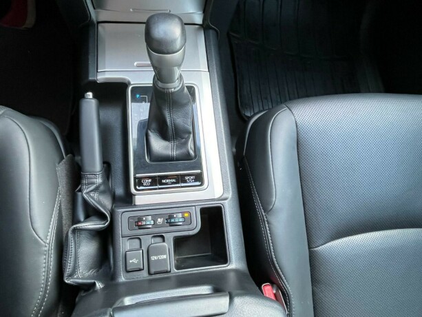 toyota-land-cruiser-diesel-2024-big-15