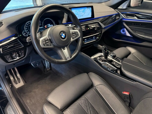 bmw-m550i-bensin-2017-big-11