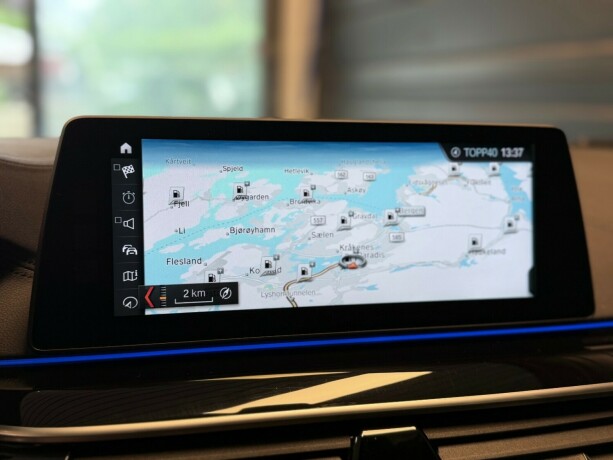 bmw-m550i-bensin-2017-big-27