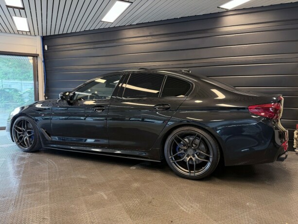bmw-m550i-bensin-2017-big-4