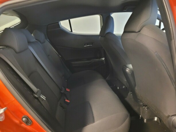 toyota-c-hr-elektrisitetbensin-2021-big-15