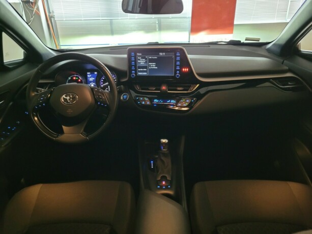 toyota-c-hr-elektrisitetbensin-2021-big-25