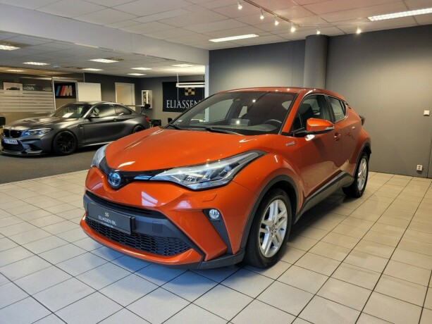 toyota-c-hr-elektrisitetbensin-2021-big-8