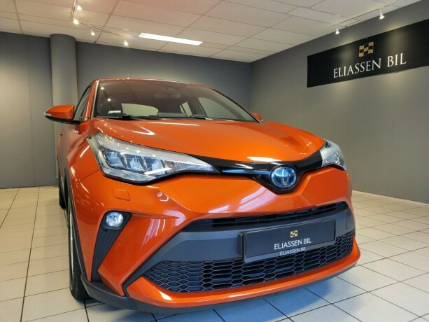toyota-c-hr-elektrisitetbensin-2021-big-9