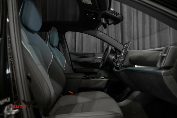 volvo-ex30-elektrisitet-2025-big-26