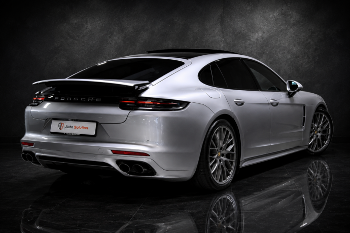porsche-panamera-elektrisitetbensin-2018-big-1