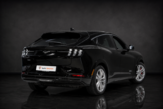 ford-mustang-mach-e-elektrisitet-2021-big-1