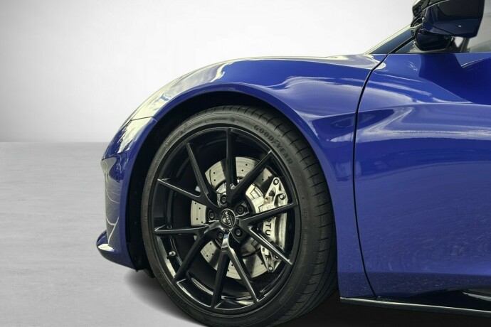 lotus-emira-bensin-2025-big-7
