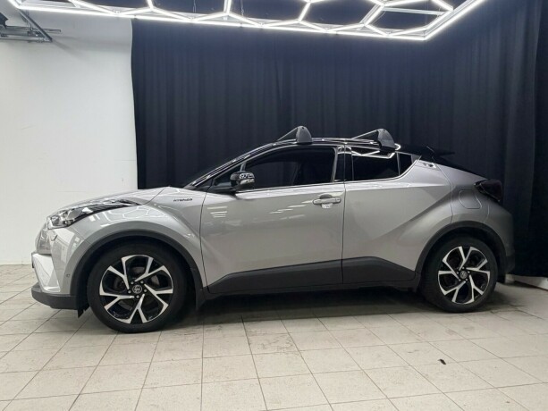 toyota-c-hr-elektrisitetbensin-2017-big-6