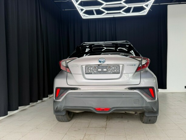 toyota-c-hr-elektrisitetbensin-2017-big-9