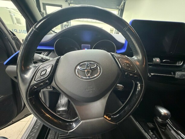 toyota-c-hr-elektrisitetbensin-2017-big-27