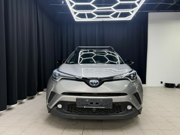 toyota-c-hr-elektrisitetbensin-2017-big-2