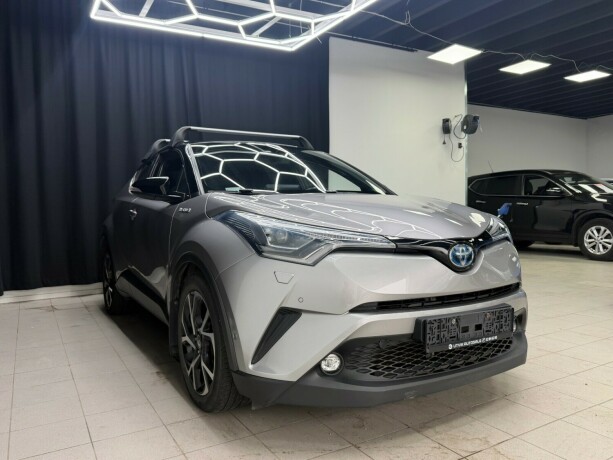 toyota-c-hr-elektrisitetbensin-2017-big-4