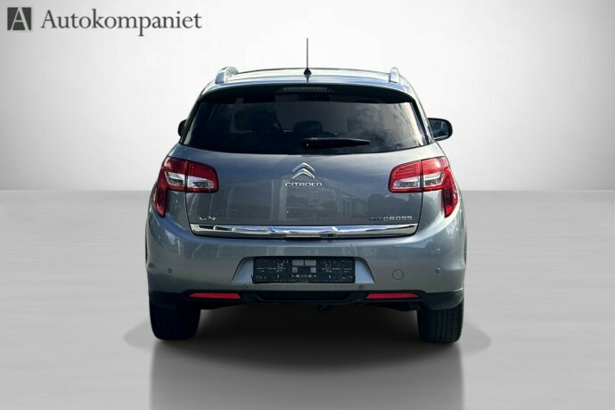 citroen-c4-aircross-diesel-2013-big-3