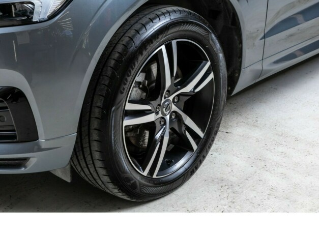 volvo-xc-60-elektrisitetbensin-2021-big-2